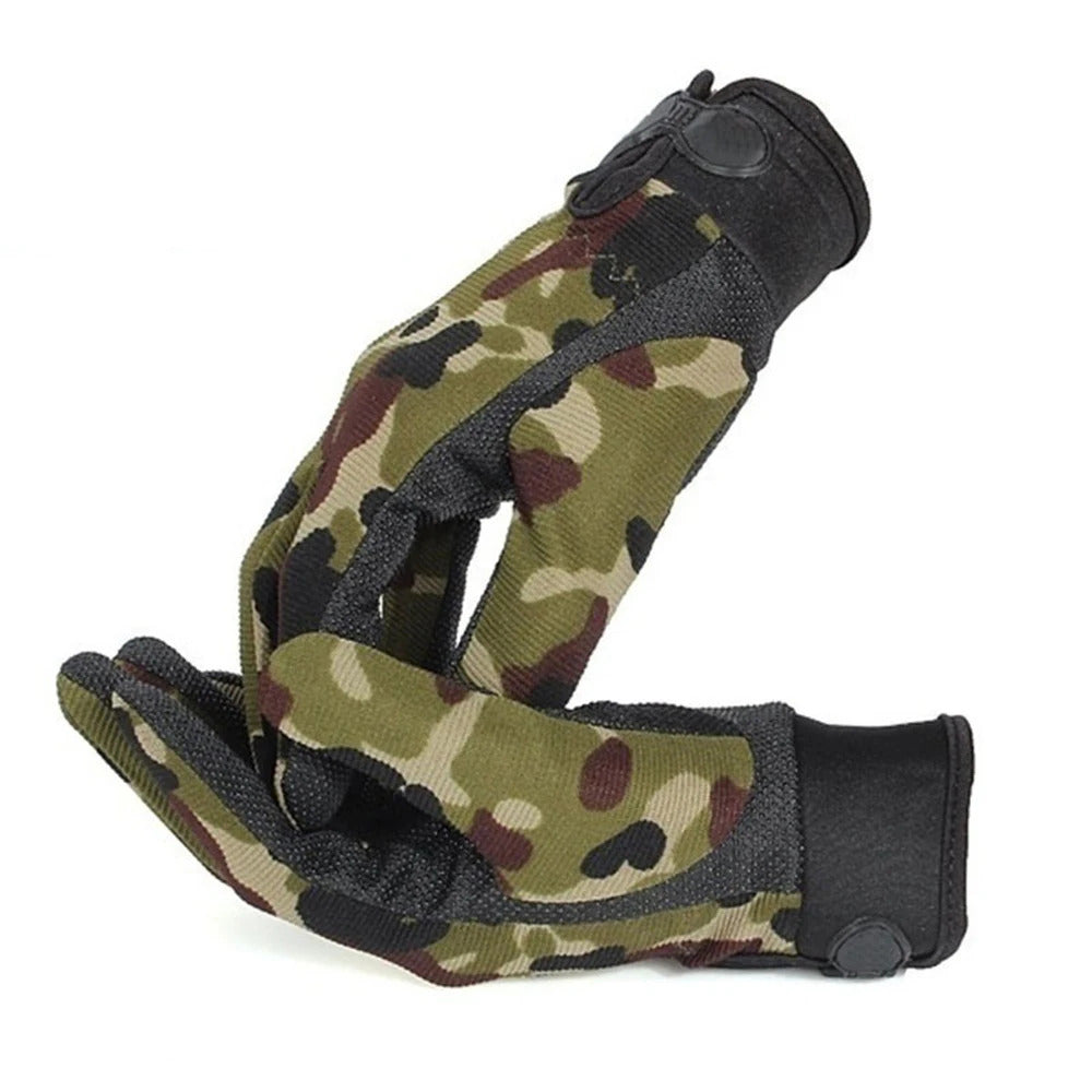 LIGHTWEIGHT BREATHABLE FISHING GLOVES - CAMO & BLACK