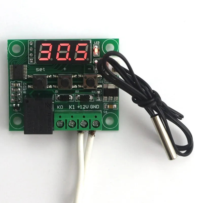 DIGITAL TEMPERATURE CONTROLLER W1209 DC 12V