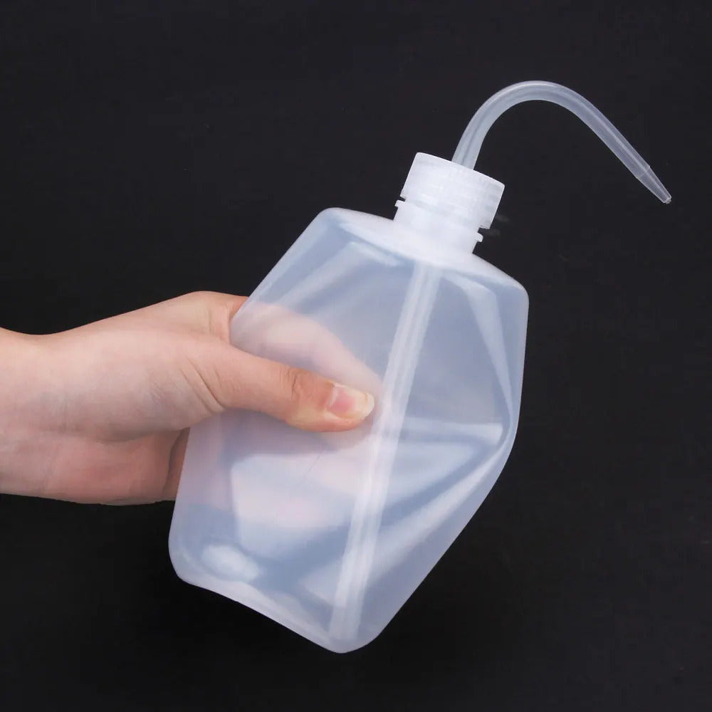 AQUARIUM FISH FOOD FEEDING BOTTLE